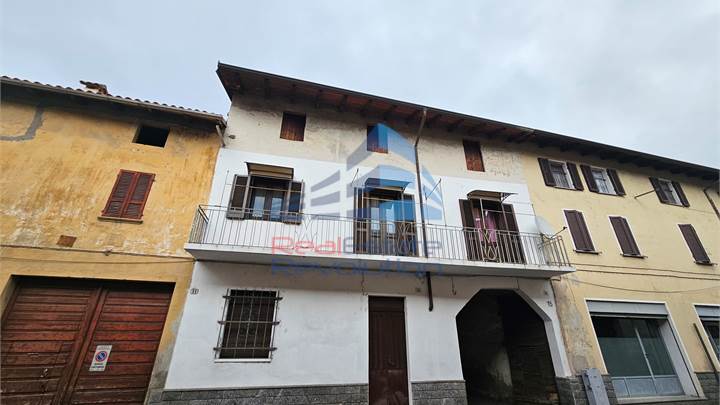 Villa Bifamiliare dans vente à Carpignano Sesia