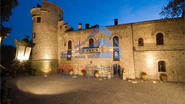 DERUTA Castle of Castelleone